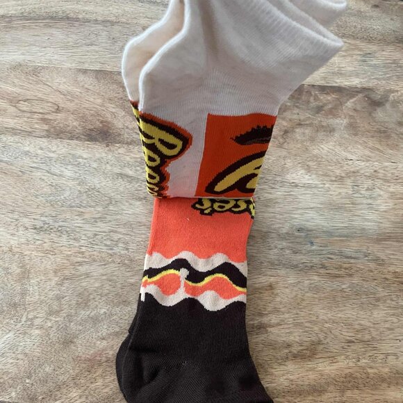 NEW 2Pk Adult Peanut Butter Candy Socks - Picture 2 of 3
